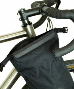 SACOCHE RESTRAP FORK BAG -ÉQUIPEMENTS VELO Boutique de vente 4nkspqorfsdolgcjicp4 00 fork bag5 1024x1024 1