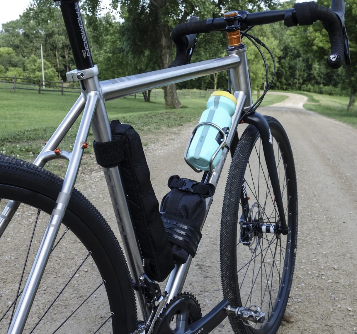 WOLFTOOTH ROLL-TOP BAG WOLF TOOTH B-RAD 4 WOLFTOOTH ROLL-TOP BAG WOLF TOOTH B-RAD – Image 2