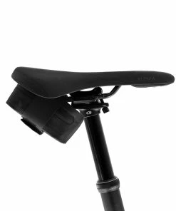 SACOCHE DE SELLE FIZIK SADDLE BAG 8 SACOCHE DE SELLE FIZIK SADDLE BAG -ÉQUIPEMENTS VELO Boutique de vente fizik saddle bag 4 best gravel multitools saddle bag 2