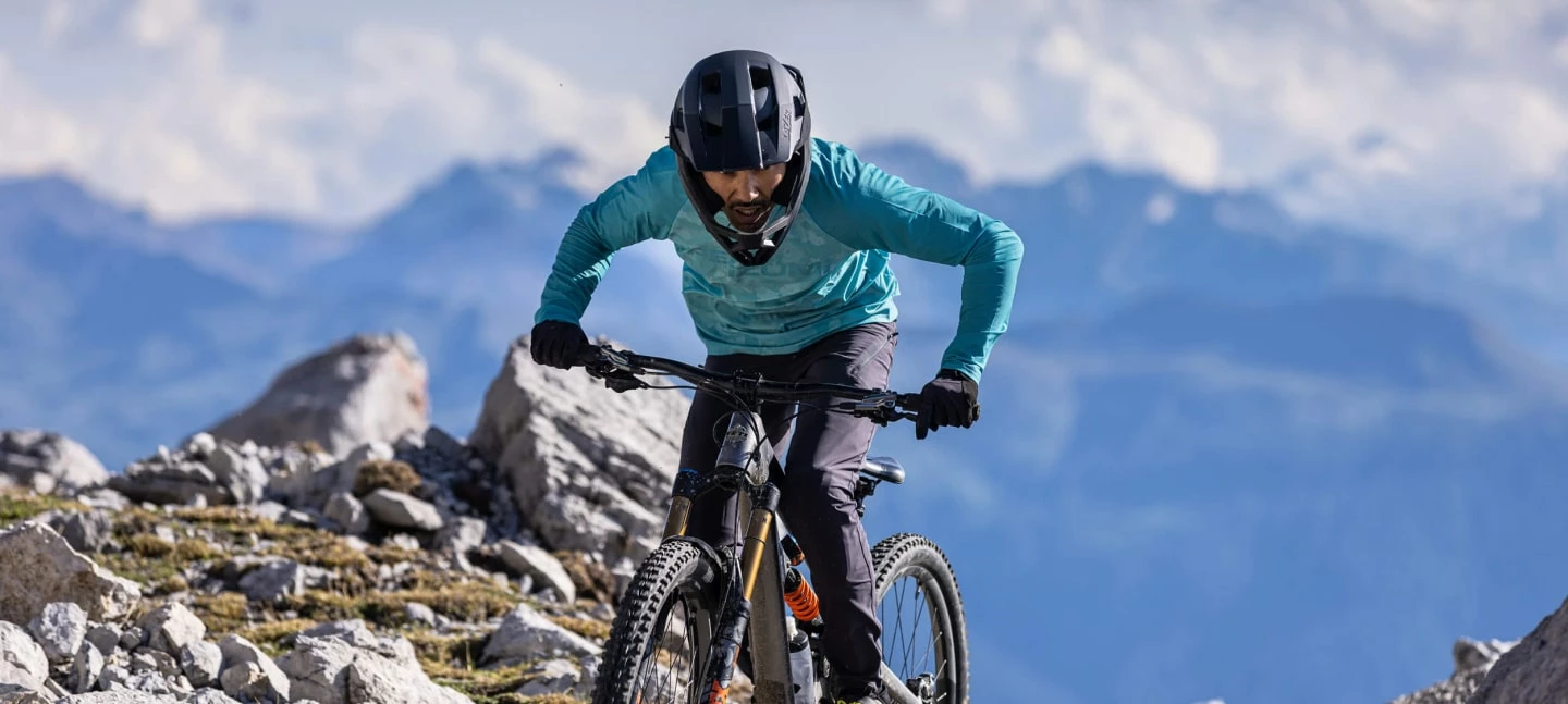 ÉQUIPEMENTS VELO Boutique de vente -ÉQUIPEMENTS VELO Boutique de vente kineticore off road hero image